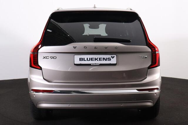 Volvo XC90 T8 Recharge AWD Plus Bright - LONG RANGE - Luchtvering - IntelliSafe Assist & Surround - 360º Camera - Bowers & Wilkins audio - Verwarmde voorstoelen, stuur & achterbank - Parkeersensoren voor & achter - Elektr. bedienb. voorstoelen met geheugen - Head up