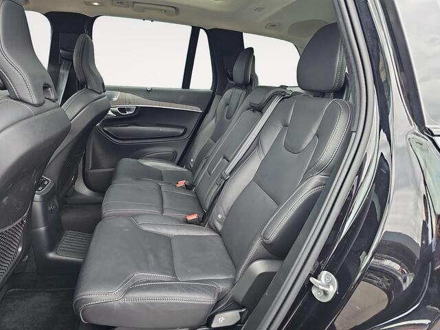 Volvo XC90 2.0 T8 Recharge AWD Ultimate Dark | Luchtvering | Bowers & Wilkins Audio | Trekhaak | Panoramadak |
