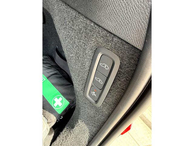 Volvo XC90 2.0 T8 Long Range AWD 335kW/455pk Aut8 Recharge Inscription 7P LUCHTVERING + PANORAMADAK + HARMAN/KARDON + STOELVERWARMING-&VENTILATIE + PILOT ASSIST + ADAPT.CRUISE + 360 CAMERA + LANE ASSIST + NAVI + BLIS + EL.TREKHAAK + PARKSENSOREN + 21" LM-VELGEN!!
