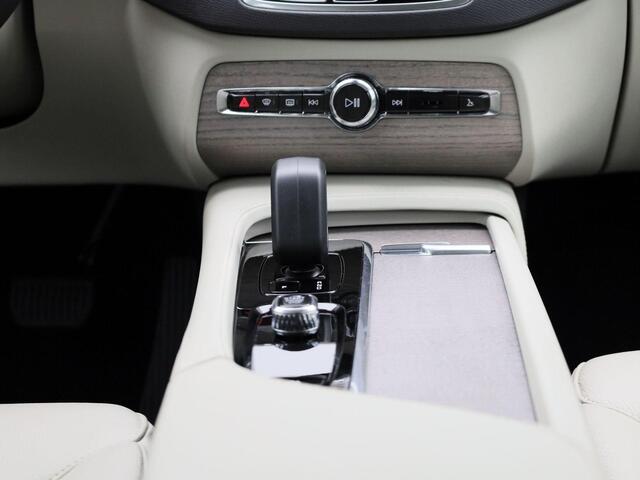 Volvo XC90 T8 Recharge AWD Core Bright | 7-Zits | Leder | Navigatie | Camera | Stoel/Stuurverwarming