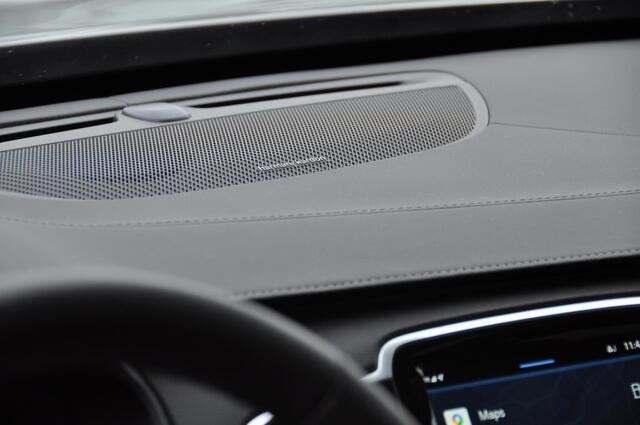 Volvo XC90 T8 455PK Automaat Recharge AWD Ultimate Dark HEICO / Luchtvering / Panoramisch schuif en kantel dak / Head-Up Display / Google Services / Adaptieve Cruise Control / Harman Kardon Audio/