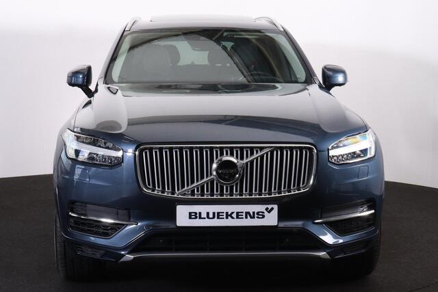 Volvo XC90 T8 Recharge AWD Inscription Intro Edition - Panorama/schuifdak - IntelliSafe Assist & Surround - 360º Camera - Adaptieve LED koplampen - Verwarmde voorstoelen, stuur & achterbank - Parkeersensoren voor & achter - Elektr. bedienb. voorstoelen met geheugen 
