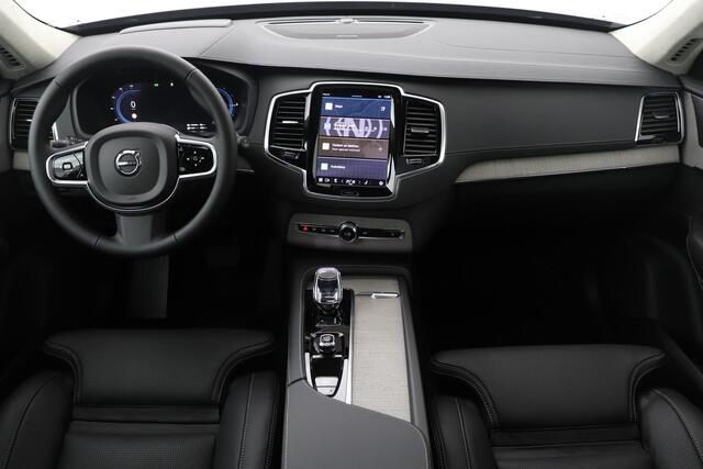 Volvo XC90 T8 Recharge Ultra Dark | 22 Inch | Luchtvering | Head-Up | Massage+Ventilatie | 360° Camera | Panoramadak