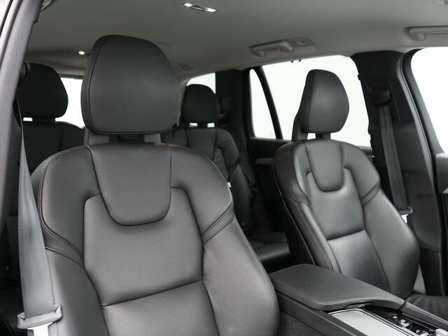 Volvo XC90 T8 Recharge AWD Inscription Plug In Hybrid 394pk 7 Persoons Dealer O.H. INCL BTW PHEV | Lederen Sportstoelen Verwarmd | Pilot Assist | Navigatie | Adaptive Cruise | Virtual | Camera | Apple Carplay | DAB | L.M. 19" |