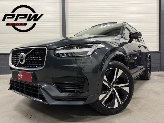 Volvo XC90 T8 Twin Engine AWD R-Design PANO/LUCHTVERING/TREKHAAK/H&K/MASSAGE+VENTILATIE/360CAMERA/20"/PILOT-ASSIST/ACC/KEYLESS/PRIVACY/SAVILE-GREY/VOLLEDIG VOLVO DEALER ONDERHOUD