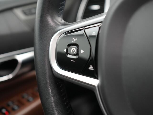 Volvo XC90 T8 Twin Engine AWD Inscription Plug In Hybrid Dealer O.H PHEV | Panodak | Adaptive Cruise | Head Up | Luxe Lederen Sportstoelen Massage & Ventilatie | 21"L.M | Harman Kardon | BLIS | Apple Carplay | Pilot Assist |