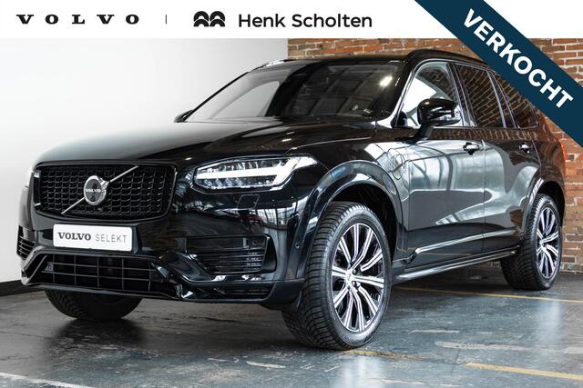 Volvo XC90 2.0 T8 Plug-in hybrid AWD Ultra Dark | Nappa lederen bekleding | Bowers & Wilkins premium audio | 22" Lichtmetalen velgen | 360° parkeercamera | Stoelverwarming | Parkeersensoren voor + achter | Luchtvering | Wegklapbare trekhaak | Massage functie in voor