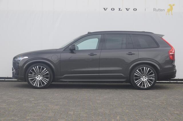 Volvo XC90 T8 455PK Automaat Plug-in hybrid AWD Ultra Dark Luchtvering / Bowers & Wilkins audio / Trekhaak / Massage / Stoelverwarming en ventilatie / Elektrisch bedienbare voorstoelen met geheugen / Trekhaak / Panoramadak / Head-up Display /