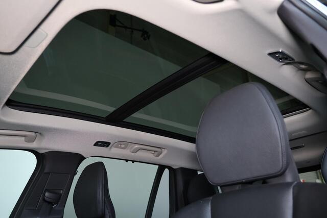 Volvo XC90 T8 Recharge AWD Inscription - Panorama/schuifdak - IntelliSafe Assist & Surround - 360º Camera - Harman/Kardon audio - Adaptieve LED koplampen - Verwarmde voorstoelen, stuur & achterbank - Parkeersensoren voor & achter - Elektr. bedienb. voorstoelen met g