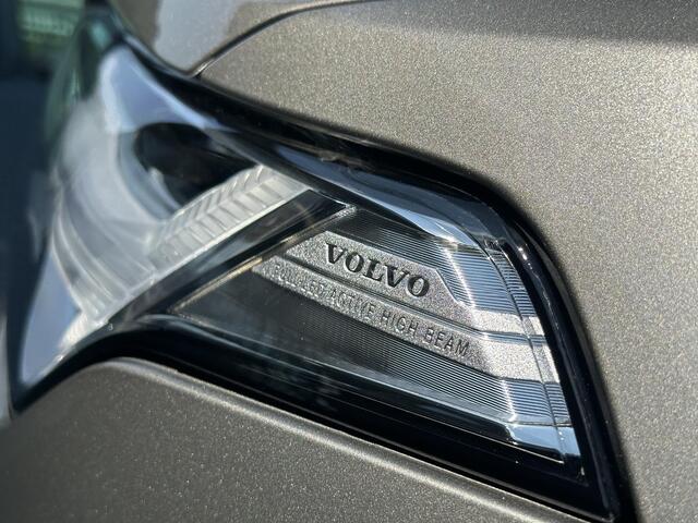 Volvo XC90 2.0 T8 Recharge AWD Inscription Exclusive Harman-kardon Audio, Panoramadak, Semi Elektrische trekhaak, Massage stoelen, Geventileerde voorstoelen, Elektrisch Verwarmd