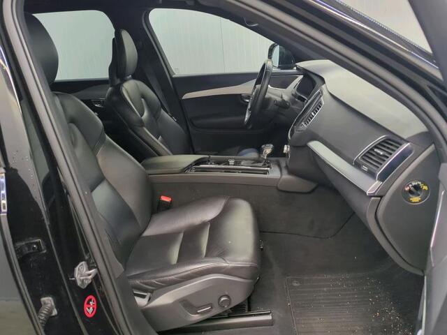 Volvo XC90 2.0 D4 191PK Automaat 7Pers. / Momentum / Navigatie / Leder / Stoelverwarming / Apple carplay / Lm.velgen / 151Dkm Distributie Vervangen /