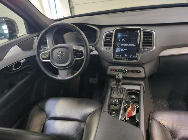 Volvo XC90 2.0 D4 191PK Automaat 7Pers. / Momentum / Navigatie / Leder / Stoelverwarming / Apple carplay / Lm.velgen / 151Dkm Distributie Vervangen /