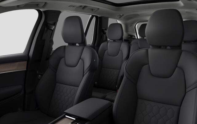 Volvo XC90 2.0 T8 Plug-in hybrid AWD Ultra Dark Luchtvering / Head-up display / Elektrisch bedienbare stoelen met geheugen / Harman kardon audio / Apple carplay / Stoelverwarming / Panoramadak / 21" lichtmetalen velgen /