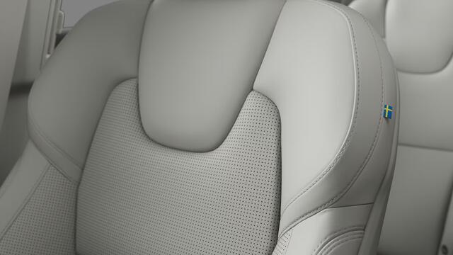 Volvo XC90 T8 Plug-in hybrid AWD Ultra Dark | Actieve Luchtvering | Bowers & Wilkins | | Massagefunctie voorstoelen | 22" 7-Dubbelspaaks Black Diamond Cut wielen| Donker getint glas