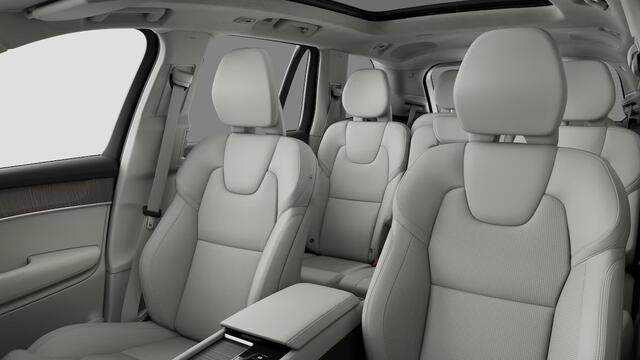 Volvo XC90 T8 Plug-in hybrid AWD Ultra Dark | Actieve Luchtvering | Bowers & Wilkins | | Massagefunctie voorstoelen | 22" 7-Dubbelspaaks Black Diamond Cut wielen| Donker getint glas