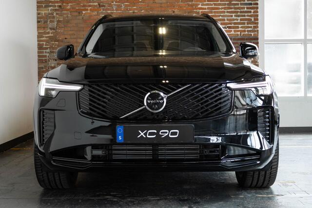 Volvo XC90 T8 Plug-in hybrid AWD Ultra Dark | Demo | 5-Jaar Garantie | Actieve-Luchtvering | Head-Up Display | 360º Camera |