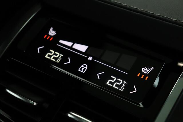 Volvo XC90 T8 RECHARGE AWD ULTIMATE DARK *FULL OPTIONS!* -LONG RANGE|PANO.DAK|B&W-AUDIO|LUCHTVERING|360°CAM|TREKHAAK|HEAD-UP DISP.