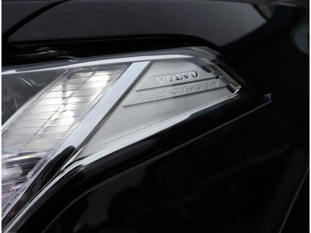 Volvo XC90 T8 AWD Dark | 22" | Luchtvering | H&K | Privacy glas | Geventileerde stoelen
