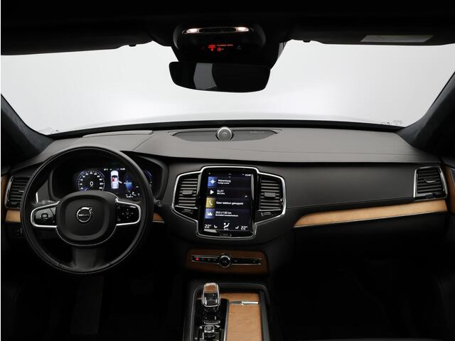 Volvo XC90 T8 AWD Twin Engine Inscription / B&W audio / Trekhaak / Luchtvering / Pano.dak / Head up displ. / Stoel- + stuurwielverwarming / Stoelverkoeling / Stoelmassage / Achterbankverwarming / Elek. verstelbare stoelen / BLIS