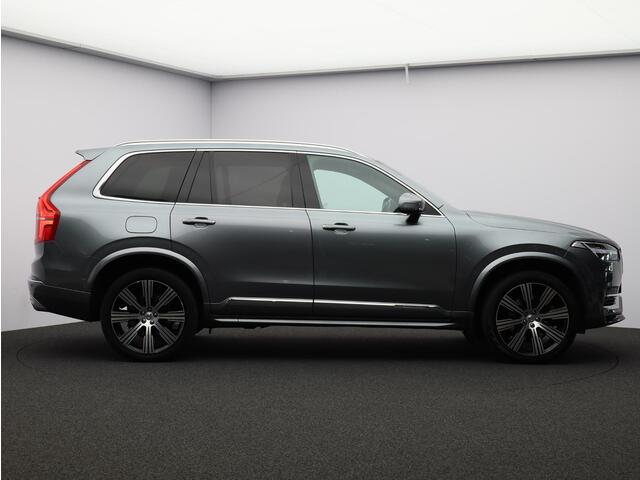 Volvo XC90 T8 AWD Twin Engine Inscription / B&W audio / Trekhaak / Luchtvering / Pano.dak / Head up displ. / Stoel- + stuurwielverwarming / Stoelverkoeling / Stoelmassage / Achterbankverwarming / Elek. verstelbare stoelen / BLIS