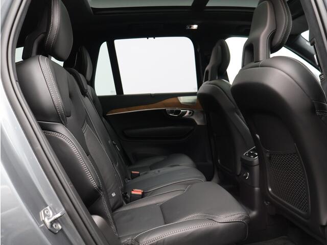 Volvo XC90 T8 AWD Twin Engine Inscription / B&W audio / Trekhaak / Luchtvering / Pano.dak / Head up displ. / Stoel- + stuurwielverwarming / Stoelverkoeling / Stoelmassage / Achterbankverwarming / Elek. verstelbare stoelen / BLIS