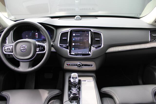 Volvo XC90 2.0 T8 Recharge AWD Ultra Dark | Panoramadak | B&W | Trekhaak | 360 Camera | Massage