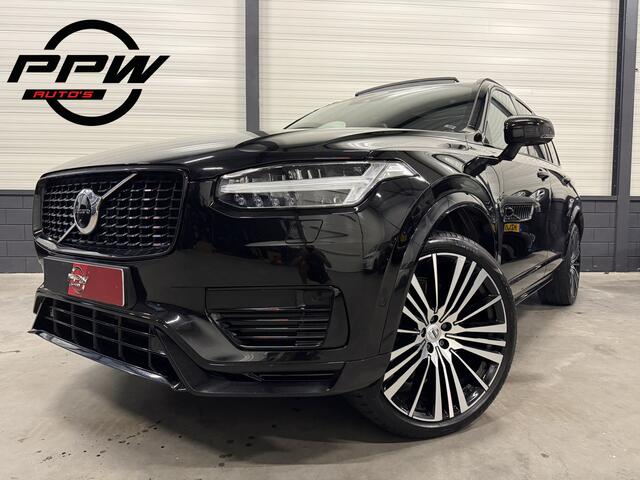 Volvo XC90 T8 Recharge AWD R-Design BLACK LONG RANGE PANO/TREKHAAK/22"/H&K/360CAMERA/HEAD-UP/ALCANTARA-LEER/MEMORY/ACC/PILOT-ASSIST/PRIVACY/NET OH BEURT GEHAD BIJ VOLVO