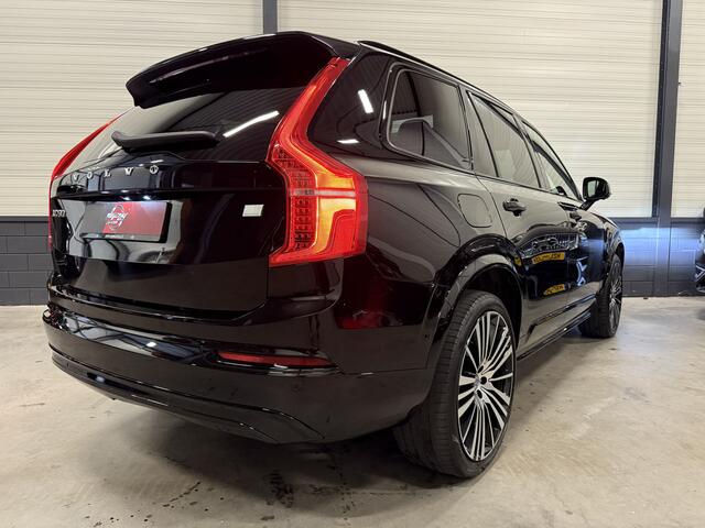 Volvo XC90 T8 Recharge AWD R-Design BLACK LONG RANGE PANO/TREKHAAK/22"/H&K/360CAMERA/HEAD-UP/ALCANTARA-LEER/MEMORY/ACC/PILOT-ASSIST/PRIVACY/NET OH BEURT GEHAD BIJ VOLVO