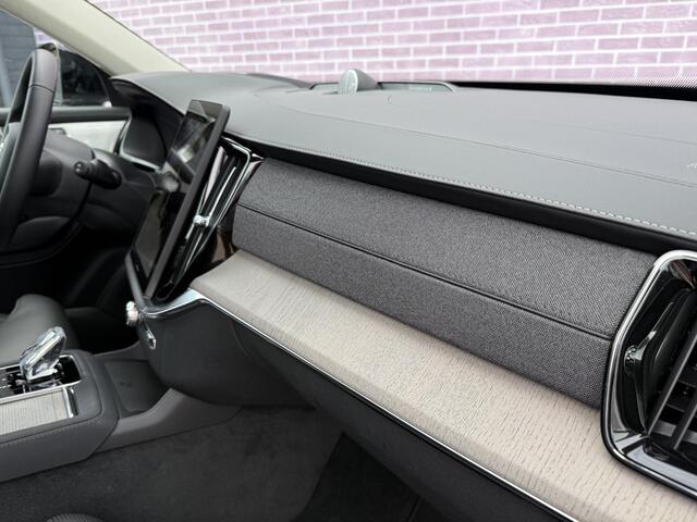 Volvo XC90 2.0 T8 Plug-in hybrid AWD Ultra Dark | Nieuw Binnen | Panoramadak | Massage | Luchtvering | HUD | 360° Camera | Bowers & Wilkins | Adaptieve Cruise controle | Blis |