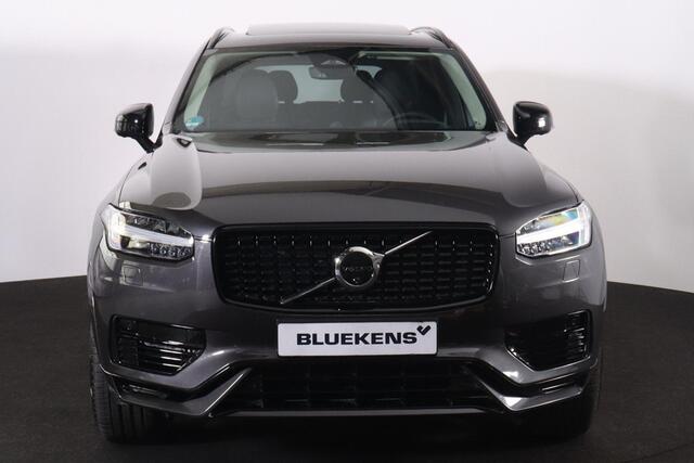 Volvo XC90 T8 Recharge AWD Ultimate Dark - LONG RANGE - Panorama/schuifdak - IntelliSafe Assist & Surround - 360º Camera - Bowers & Wilkins audio - Adaptieve LED koplampen - Verwarmde voorstoelen, stuur & achterbank - Parkeersensoren voor & achter - Elektr. bedienb.