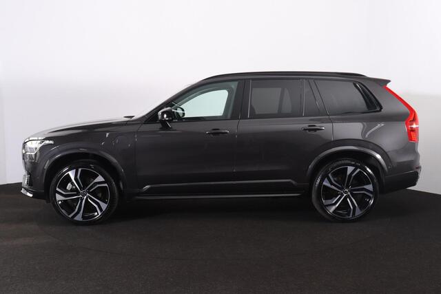 Volvo XC90 T8 Recharge AWD Ultimate Dark - LONG RANGE - Panorama/schuifdak - IntelliSafe Assist & Surround - 360º Camera - Bowers & Wilkins audio - Adaptieve LED koplampen - Verwarmde voorstoelen, stuur & achterbank - Parkeersensoren voor & achter - Elektr. bedienb.