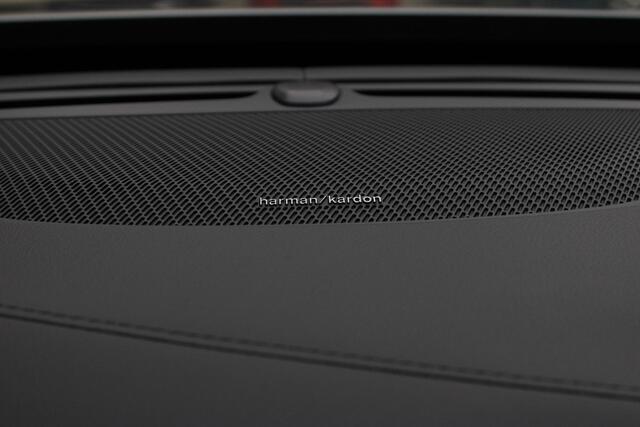 Volvo XC90 2.0 T8 Twin Engine AWD Inscription / 7 PERS / PANO DAK / LUCHTVERING / TREKHAAK / 390 PK