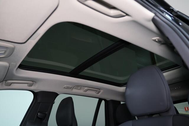 Volvo XC90 T8 Recharge AWD Plus Dark - Panorama/schuifdak - IntelliSafe Assist & Surround - 360º Camera - Harman/Kardon audio - Adaptieve LED koplampen - Verwarmde voorstoelen, stuur & achterbank - Parkeersensoren voor & achter - Elektr. bedienb. voorstoelen met geh