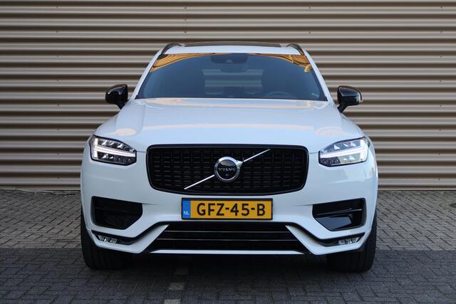 Volvo XC90 B6 AWD R-Design | UNIEK! | Bowers & Wilikins | Luchtvering | Panoramadak
