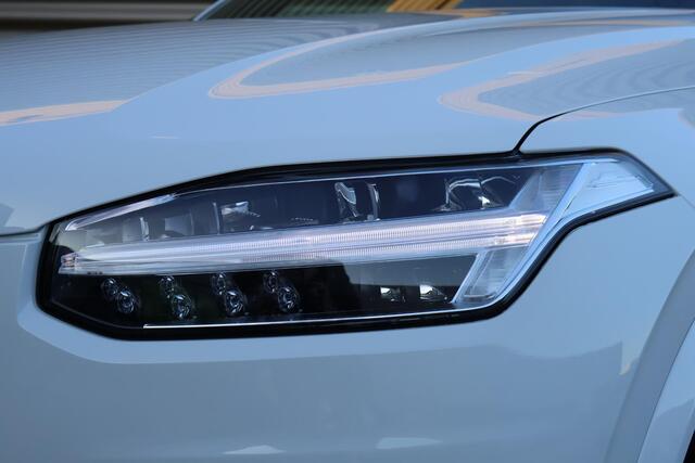 Volvo XC90 B6 AWD R-Design | UNIEK! | Bowers & Wilikins | Luchtvering | Panoramadak