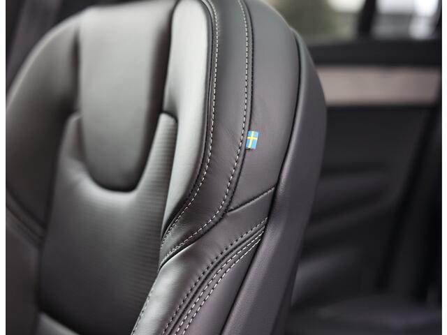 Volvo XC90 T8 AWD Ultra Dark | Direct rijden - Luchtvering - Trekhaak - Bowers&Wilkins