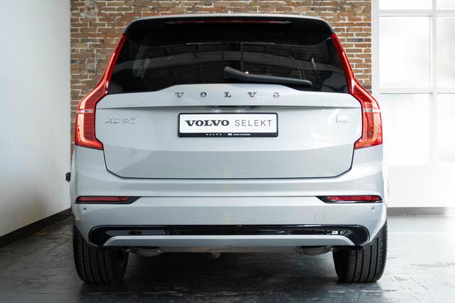 Volvo XC90 T8 AWD Ultra Dark | Verwarmde | Geventileerde en Masserende Voorstoelen | Luchtvering | Panoramadak met Schuif-/Kantelfunctie | 4- Zone Climate Control | Semi-Elektrische Trekhaak | 360º Camera | Gelamineerd en Getint Glas Achter| Bowers & Wilkins |