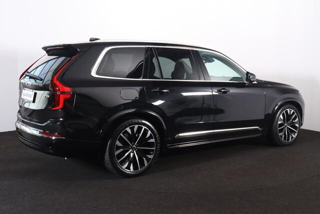 Volvo XC90 T8 Recharge AWD Ultra Dark - Luchtvering - Panorama/schuifdak - IntelliSafe Assist & Surround - 360º Camera - Bowers & Wilkins audio - Verwarmde voorstoelen, stuur & achterbank - Parkeersensoren voor & achter - Elektr. bedienb. voorstoelen met geheugen -