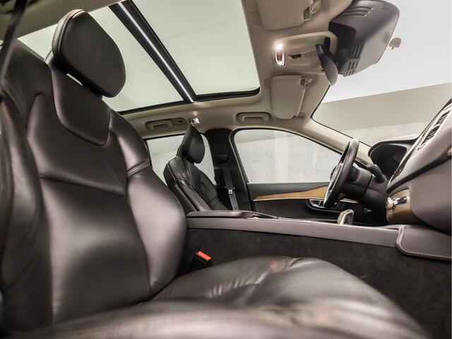 Volvo XC90 2.0 T8 Twin Engine AWD Inscription 7 Persoons 408Pk Automaat (PANORAMADAK, GROOT NAVI, MEMORY SEATS, LEDER, CAMERA, STOELVERWARMING, HOUT INLEG, ADAPTIVE CRUISE, GETINT GLAS, NIEUWSTAAT)