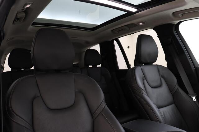 Volvo XC90 T8 PLUG-IN HYBRID AWD ULTRA DARK *FULL OPTIONS!* -PANO.DAK|BOWERS&WILKINS|GEVENT.LEDER+MASSAGE|LUCHTVERING|ADAP.LED|TREKHAAK|360°CAM|NL-AUTO