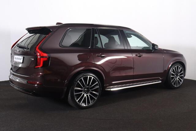 Volvo XC90 T8 Recharge AWD Ultra Dark - Luchtvering - Panorama/schuifdak - IntelliSafe Assist & Surround - 360º Camera - Bowers & Wilkins audio - Verwarmde voorstoelen, stuur & achterbank - Parkeersensoren voor & achter - Elektr. bedienb. voorstoelen met geheugen - 