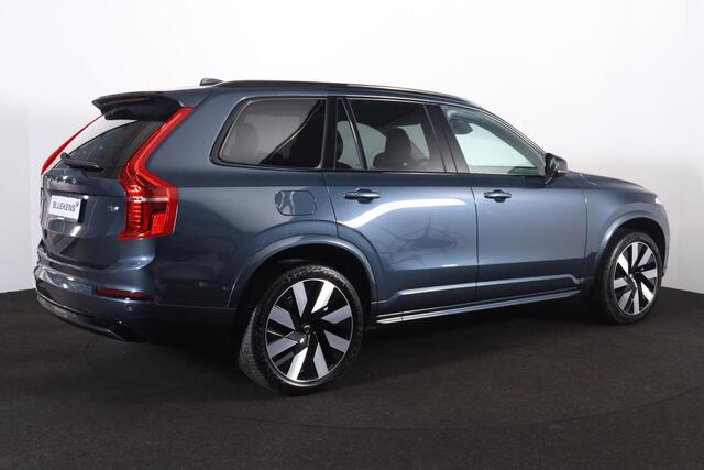 Volvo XC90 T8 Recharge AWD Ultra Dark - Panorama/schuifdak - IntelliSafe Assist & Surround - 360º Camera - Harman/Kardon audio - Adaptieve LED koplampen - Verwarmde voorstoelen, stuur & achterbank - Parkeersensoren voor & achter - Elektr. bedienb. voorstoelen met ge
