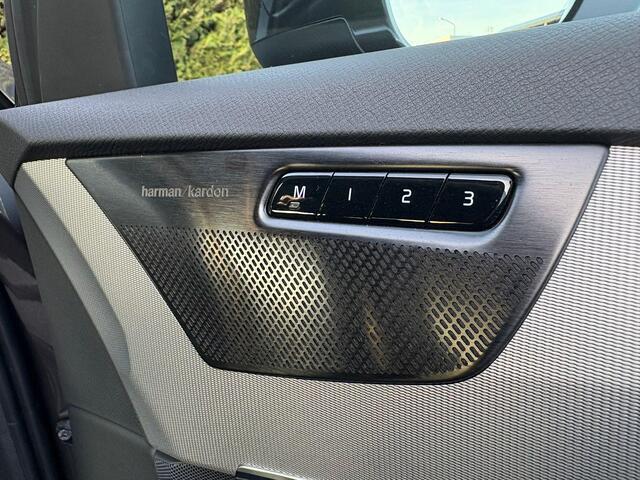 Volvo XC90 2.0 T8 Recharge AWD Core Bright