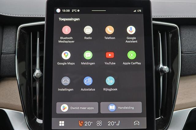 Volvo XC90 T8 Recharge AWD Ultra Dark - Panorama/schuifdak - IntelliSafe Assist & Surround - 360º Camera - Harman/Kardon audio - Adaptieve LED koplampen - Verwarmde voorstoelen, stuur & achterbank - Parkeersensoren voor & achter - Elektr. bedienb. voorstoelen met ge