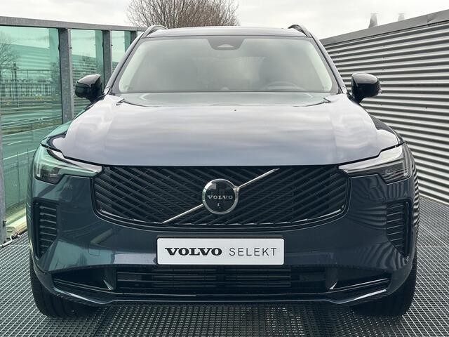 Volvo XC90 2.0 T8 Plug-in hybrid AWD Plus Dark / Luchtvering / Pano. dak / Head-up display / Bowers & Wilkins / 360 camera / Elek. verstelbare stoelen / Voor+achter+stuur verwarmd / Keyless /