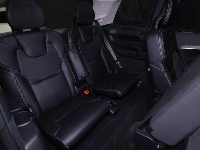 Volvo XC90 2.0 T8 Recharge AWD Inscription 7P [SCHUIFDAK, TREKHAAK, 360° CAMERA, LUCHTVERING, HARMAN KARDON, APPLE CARPLAY, STUUR VERWARMD, STOELVENTILATIE, ACHTERBANK VERWARMD, NIEUWSTAAT]