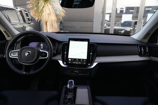 Volvo XC90 2.0 T8 Plug-in hybrid AWD Plus Dark 455pk Panoramadak/Stoelverwarming/360Camera