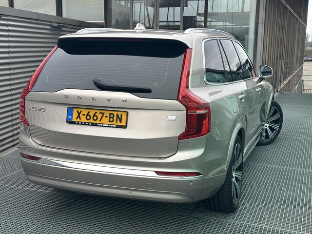 Volvo XC90 2.0 T8 Recharge AWD Ultimate Bright / Luchtvering / Trekhaak / Long Range / Elek. verstelbare stoelen / Voor+achter+stuur verwarmd / Harman Kardon / Keyless / BLIS / Pilot assist + ACC /
