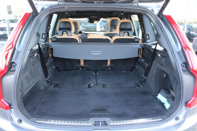 Volvo XC90 2.0 T8 Twin Engine AWD Momentum | Schuif/kantel dak| Achteruitrij Camera | Stoel/Stuur verwarming | 22' inch lichtmetaal |