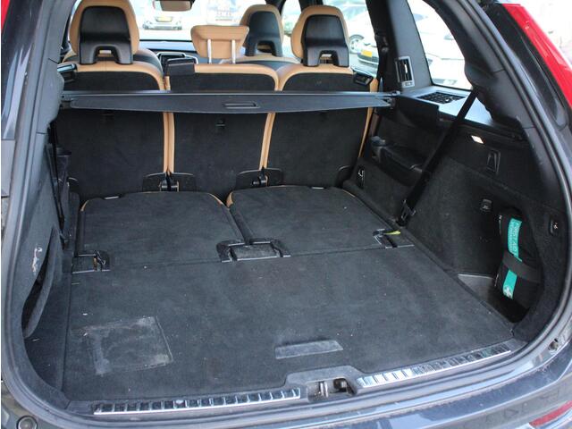 Volvo XC90 2.0 T8 Twin Engine AWD Momentum Automaat 7-Persoons, Elektrisch Panoramadak, Lederen Bekleding